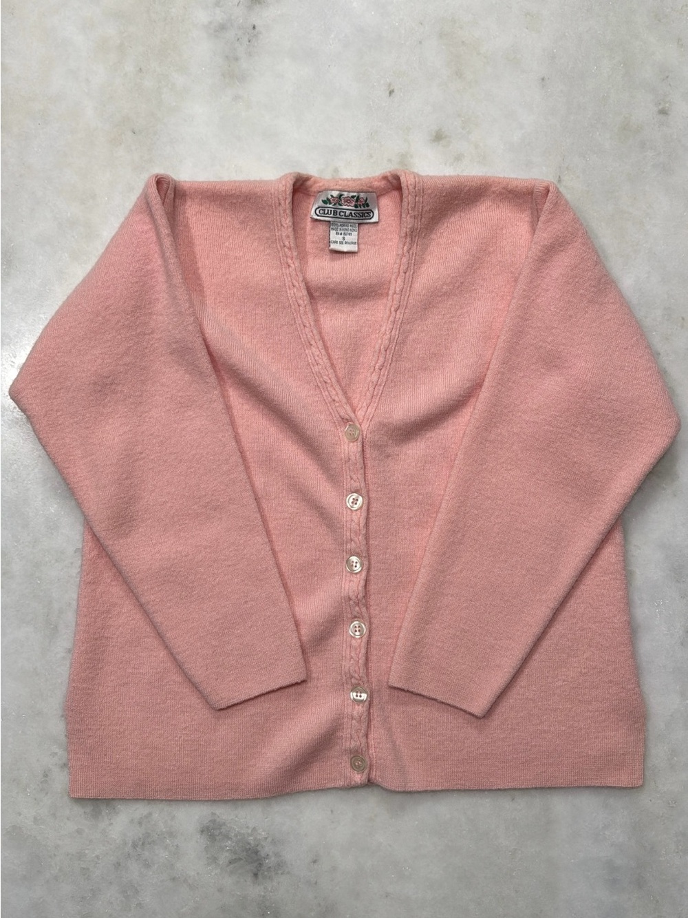 Vintage Club Classic Soft Pink V-Neck Button Cardigan 100% Merino Wool
